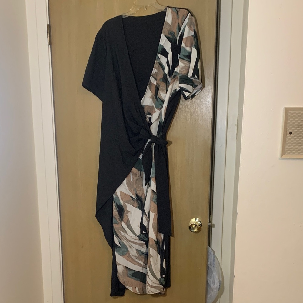 🖤🖤PRETTY FAUX WRAP PLUS SIZE DRESS 3X🖤